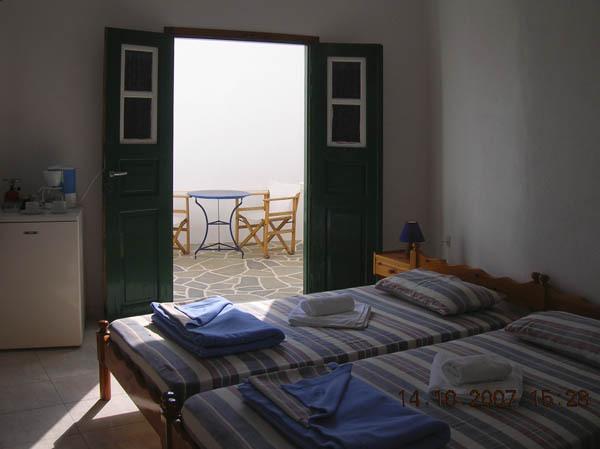 Irene Rooms Folegandros Island Exterior photo