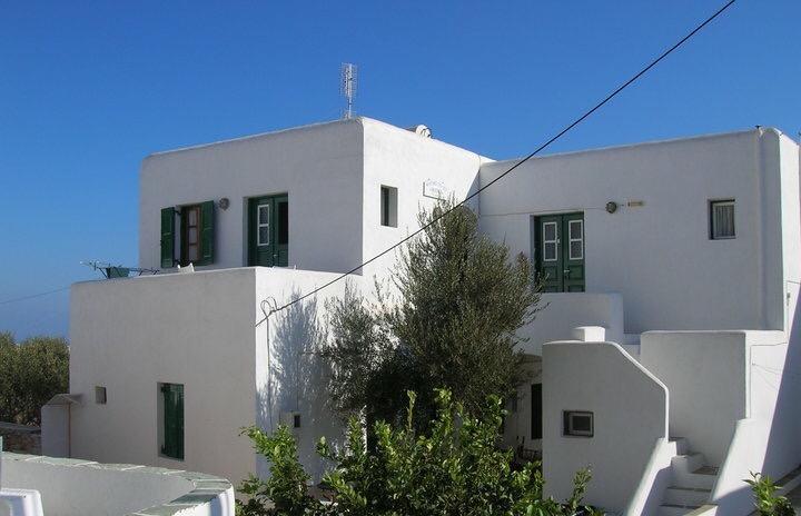 Irene Rooms Folegandros Island Exterior photo