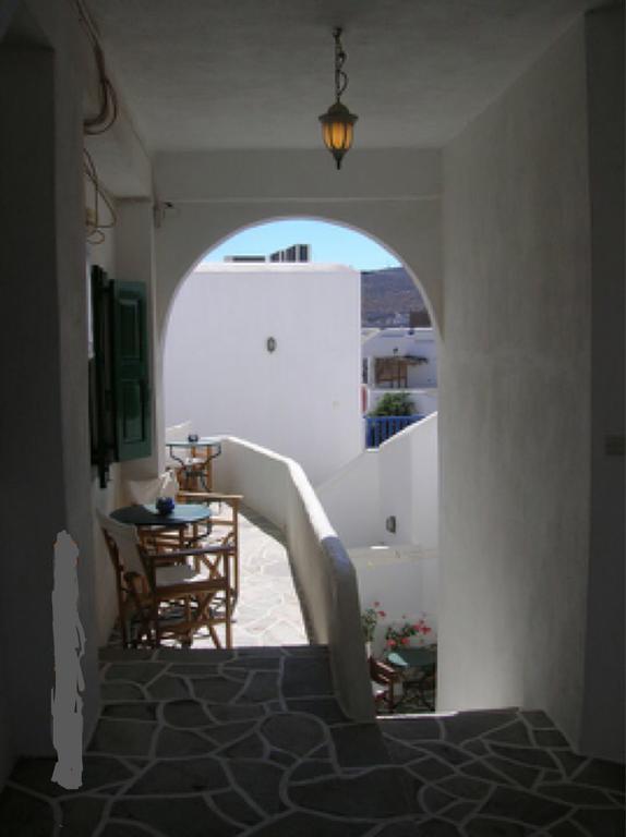 Irene Rooms Folegandros Island Exterior photo